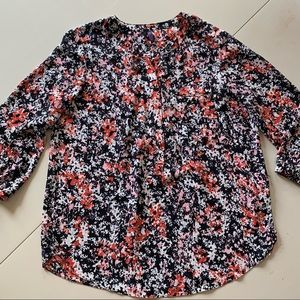 Floral Print Quarter Sleeve Button Up